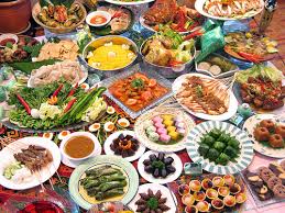 Foto daftar makanan dan minuman saat berpuasa ramadhan 