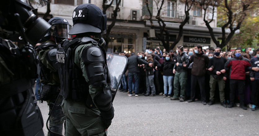 Πολυτεχνείο: Σύμβολο της δημοκρατίας ή της λήθης μιας προδοσίας;