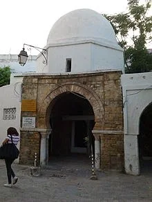 masjid tempat belajar ibnu kaldun