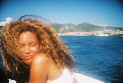 Beyonce New pictures Released For 4th Wedding Anniversary