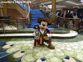 Meeting pirate Mickey Mouse on the Disney Fantasy cruise ship