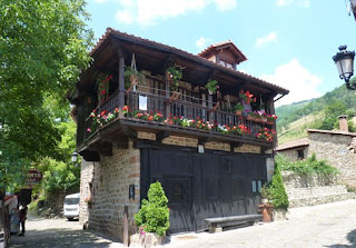 Bárcena Mayor, Cantabria.