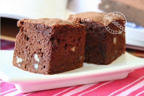 dailydelicious: Small and Selfish Brownie
