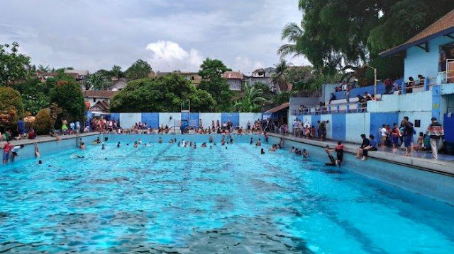 Kolam Renang Kalitaman di Salatiga