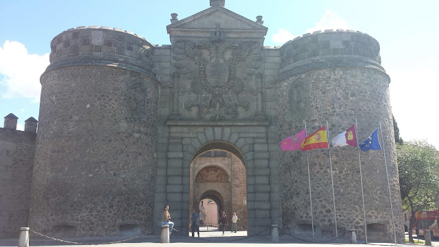 Puerta de la Bisagra