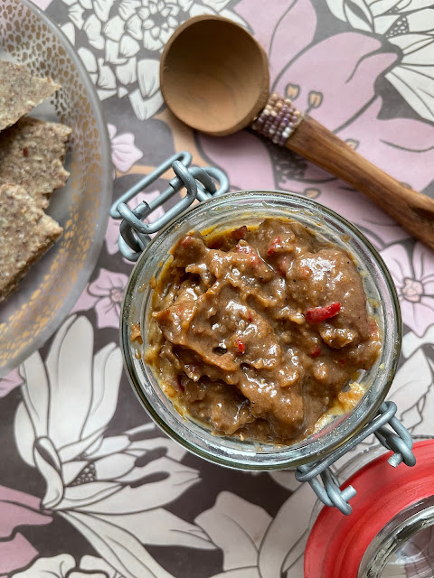 Passionately Raw! - Spicy Raw Wild Apricot Chutney