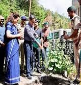 किन्नाैर की तरांडा ढांक सड़क को देख दंग हुए रिजिजू