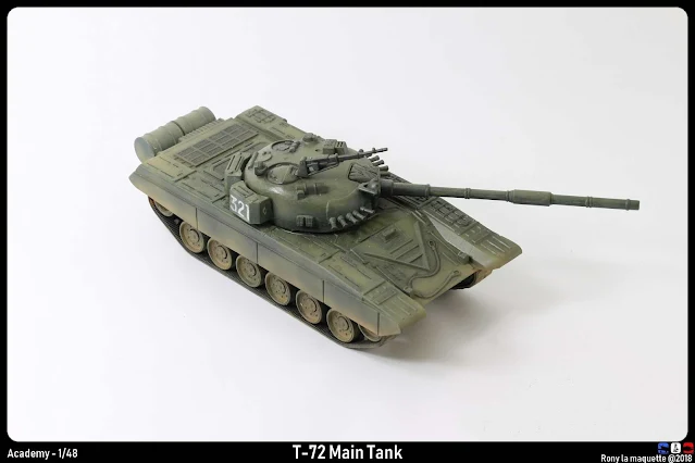 Maquette du char T-72 de Academy au 1/48.