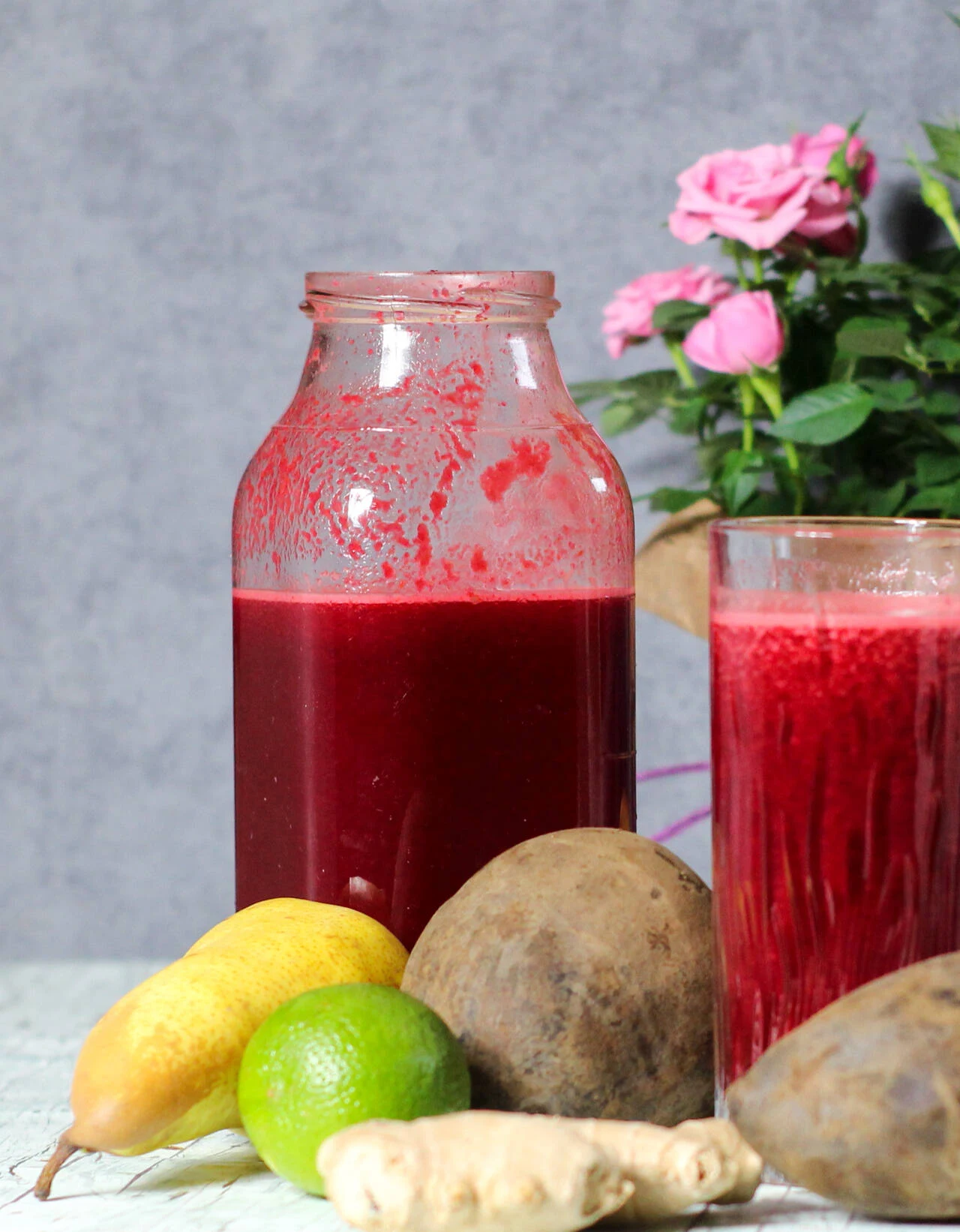 Combat Inflammation And Reduce Blood Pressure With This Ginger Beet Juice