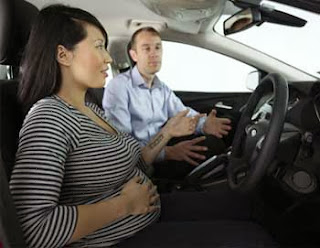 cara yang aman mengemudi ibu hamil
