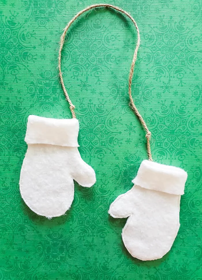 hanging loop for mitten ornaments