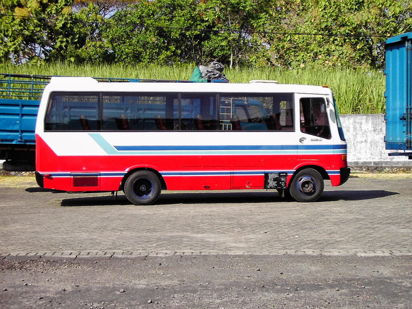 Bus Mercedes Benz 508D Gudang  Garam 