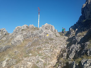 Alto de los Romeros. Cruz de El Salvador