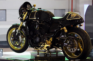 Modifications Harley Davidson Street 500 Cafe Racer