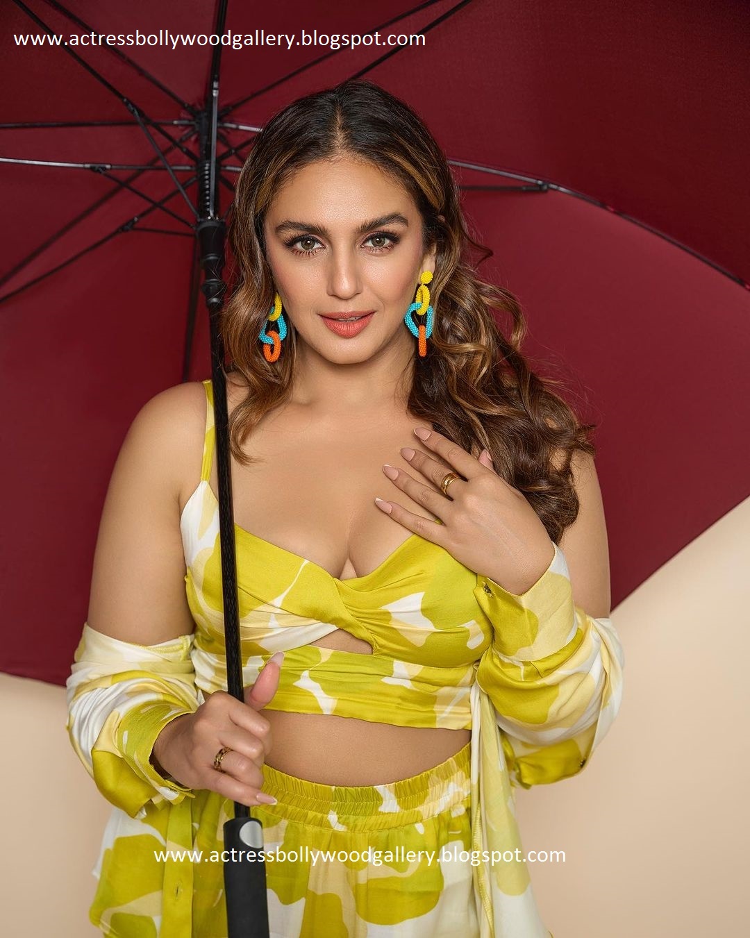 Actress Huma Qureshi Latest Photos-கர்ச்சீப்ல மறையுற சைசா இது!.. இளசுகளை ஏங்க வைத்த அஜித் பட நடிகை…