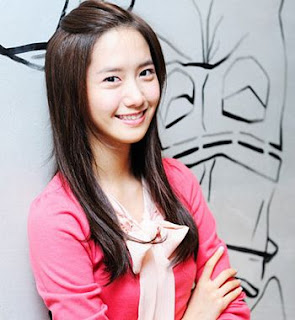 http://vietsukino.blogspot.com/2012/09/yoona-memiliki-julukan-deer-rusa-karena.html