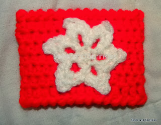 Swirls and Sprinkles: Crochet snowflake applique pattern