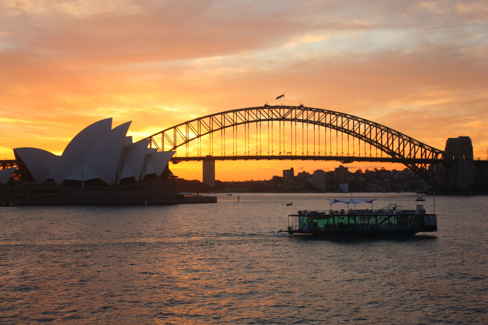 Sydney - City and Suburbs: Sydney Harbour, sunset