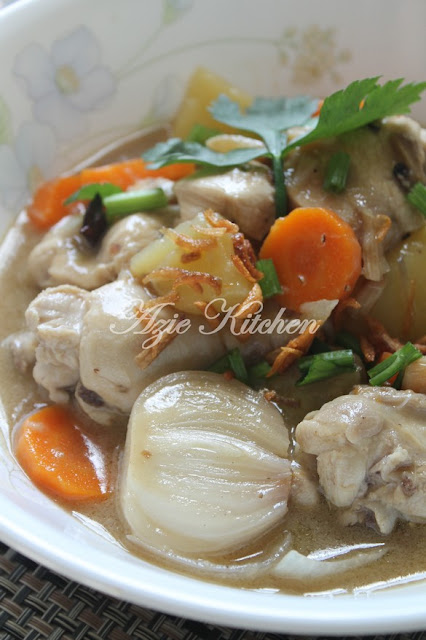 Stew Ayam Cara Tengku Puan Pahang - Azie Kitchen