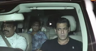 SRK, Karan Johar, David Dhawan Attend Salman Starrer ‘Tiger Zinda Hai’s Screening