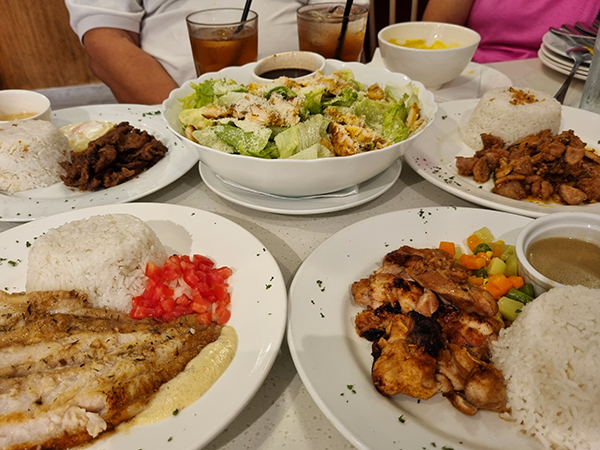 Qizia cafe meals