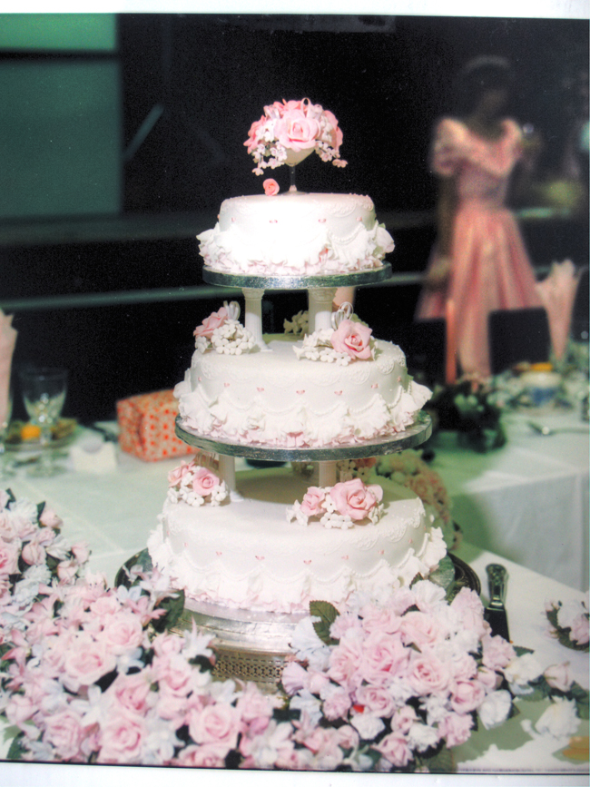 Wedding Cake Miniature Replica