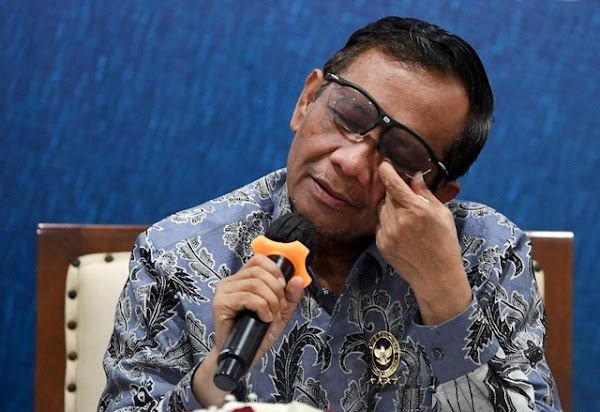 Mahfud MD Ditantang Debat Jumhur Hidayat soal Ciptaker: Lawan Ngabalin Saja