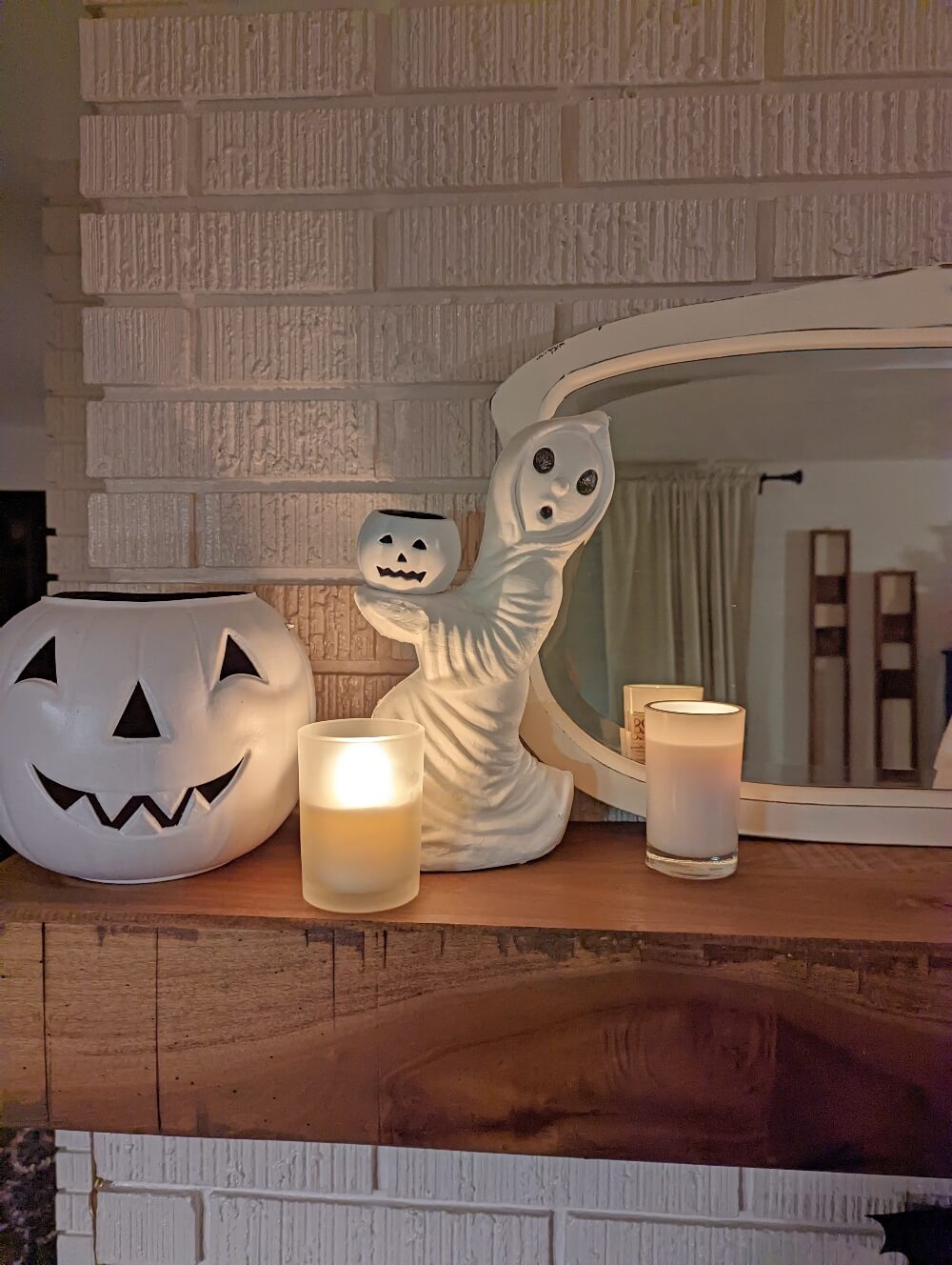Thrifted and DIY Halloween Mantel