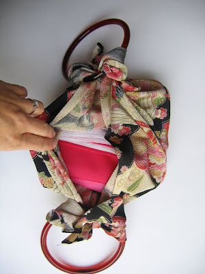 How to Make a Furoshiki Handbag