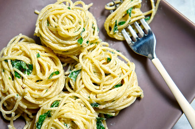 http://newmoontx.blogspot.com/2013/11/lemon-sour-cream-pasta.html