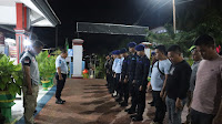Cegah Barang Terlarang,Personil Polres Soppeng bersama Anggota Polsuspas Rutan kelas II B Soppeng Geledah Blok Hunian WBP
