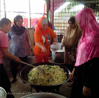 Mesranya Tengku Puan Pahang Dengan Rakyat Jelata