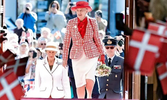 Danish Queen Margrethe visited Frederiksberg, Lolland and Vesterby Havn on Fejø with the Royal Ship Dannebrog