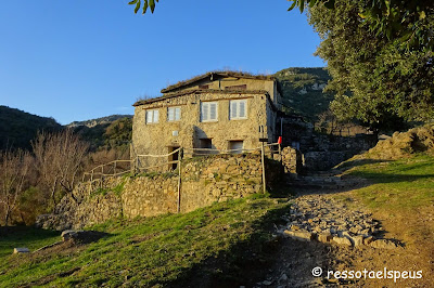 Ruta circular al Martanyà passant per sant Aniol d'Aguja i Talaixà