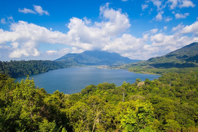 Laghi gemelli Danau Buyan e Tamblingan-Bali