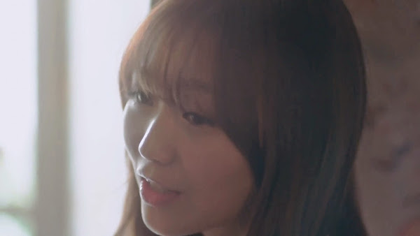 Lovelyz' Sujeong (수정) in Hi~ MV