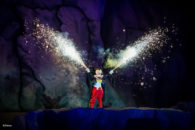 Fantasmic - Hollywood Studios