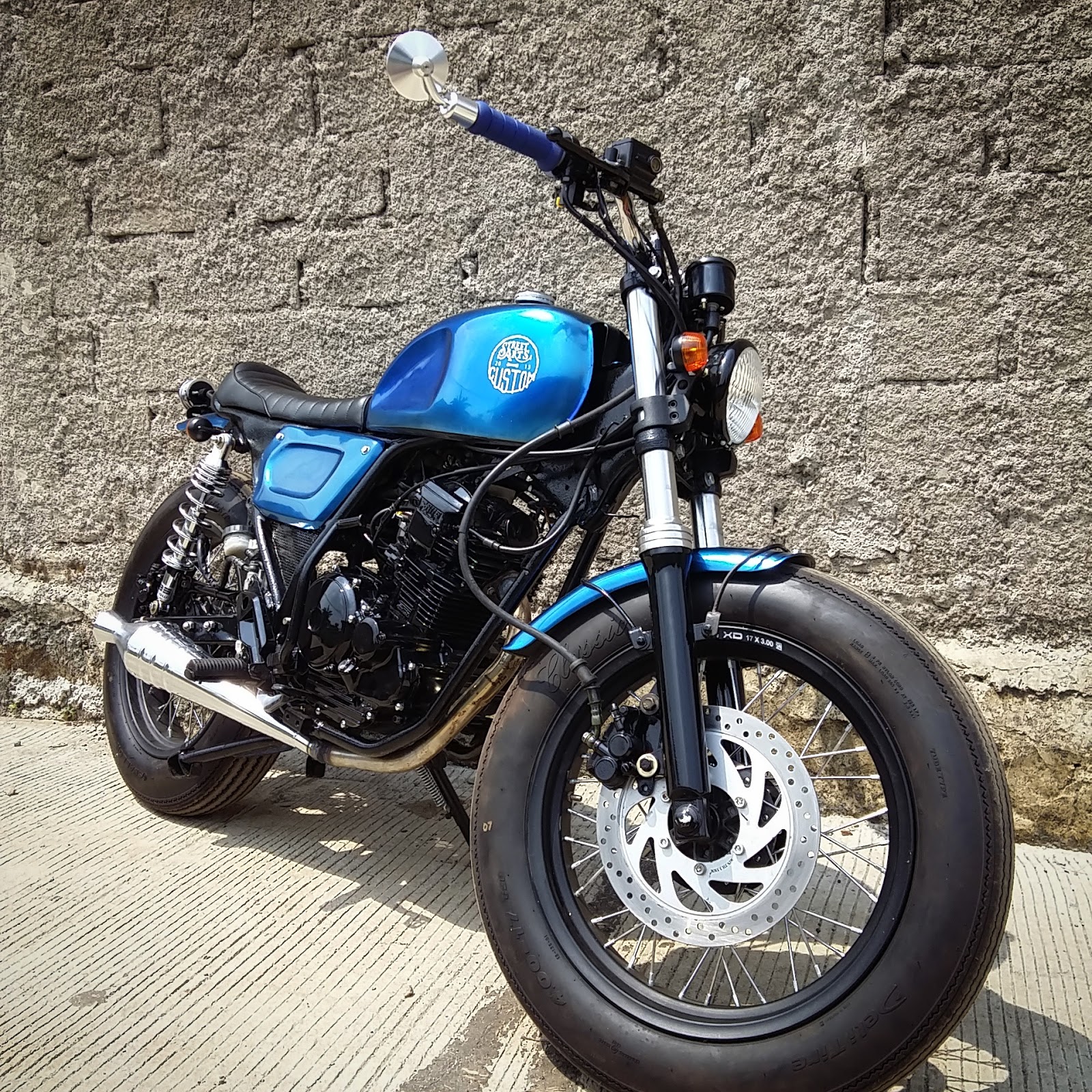 Modifikasi Honda Tiger Caferacer