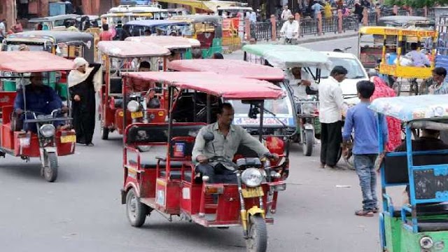 बाहरी प्रदेश से आकर बिना सत्यापन कराए शहर में दौड़ा रहे ई-रिक्शा हुए सीज