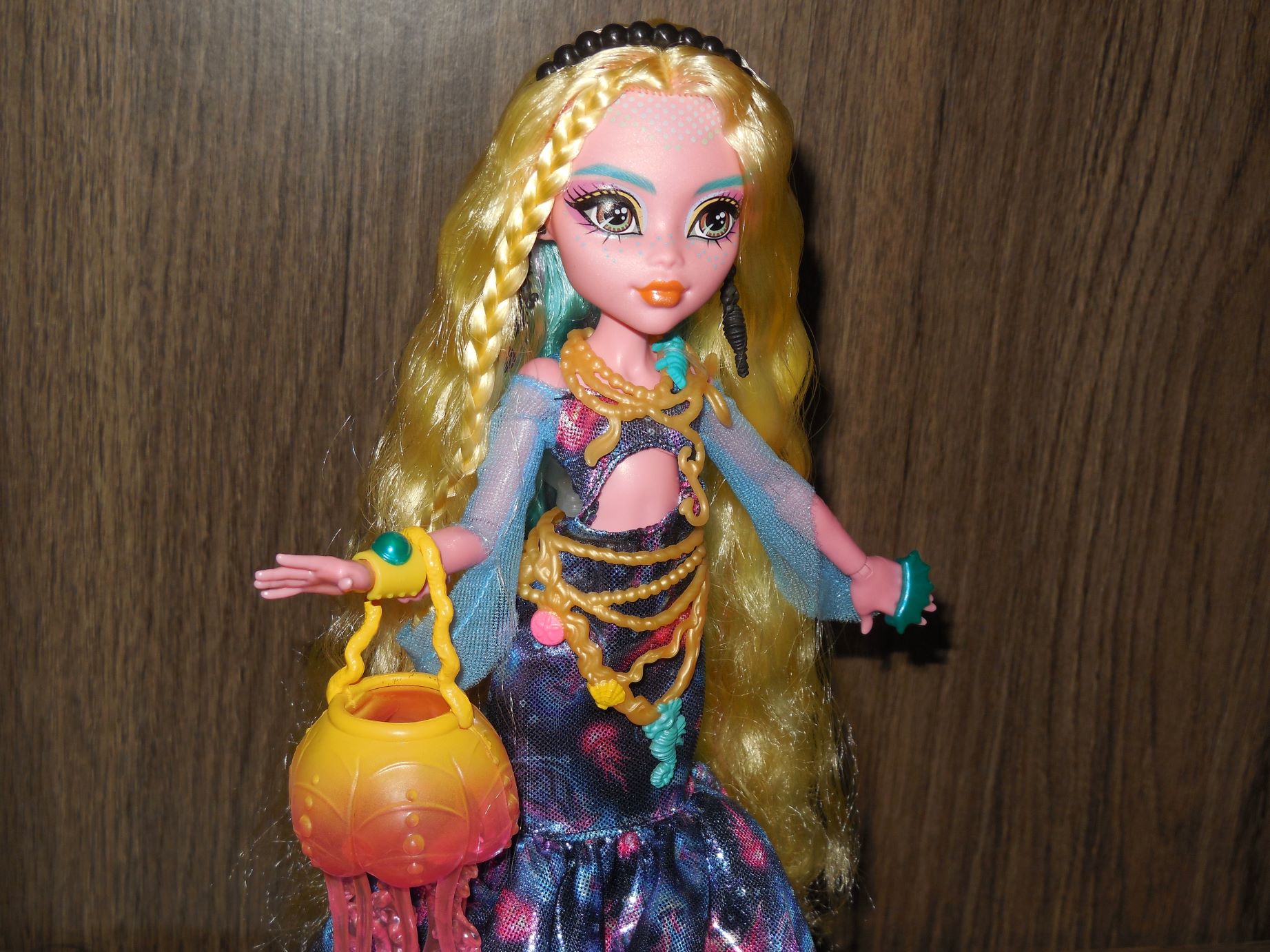 Monster High Lagoona Blue Fan-Sea doll 