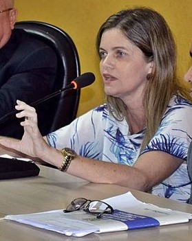 Resultado de imagem para secretaria de infraestrutura maria das graças nunes