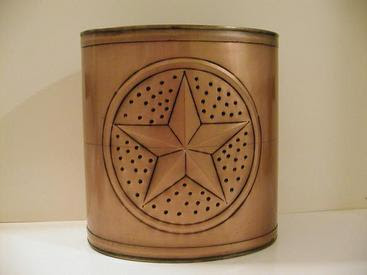 tin oval wastebasket with Texan lone star design