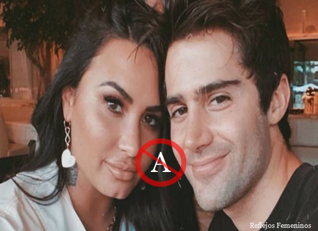 Demi Lovato se separó de su novio Max Ehrich