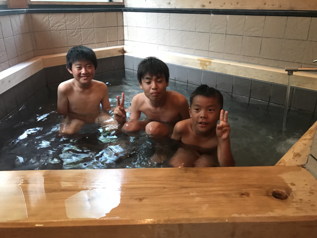 ヴィッセル神戸 サッカースクールブログ Vissel Summer Camp18 高学年 トレーニング お風呂 夕食