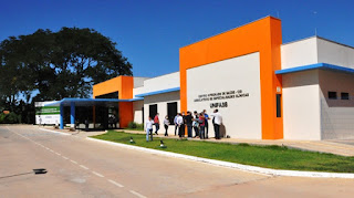 Prefeito Zito Barbosa visita instalações do Centro Integrado de Saúde do UNIFASB