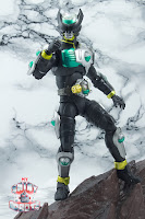 S.H. Figuarts -Shinkocchou Seihou- Kamen Rider Birth 19