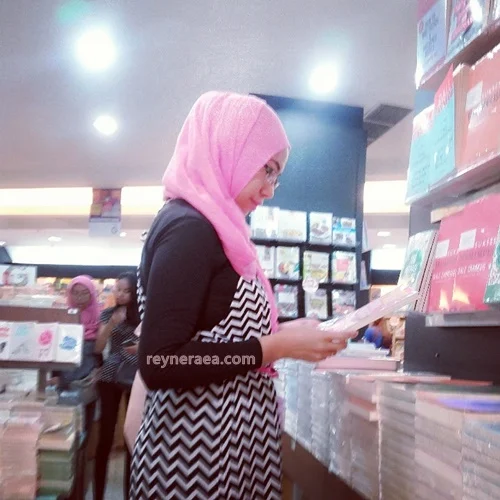 Gramedia royal plaza surabaya