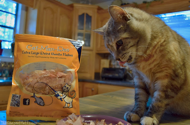 Mini Review: Cat-Man-Doo Bonito Flakes