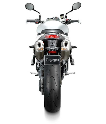 New 2011 Triumph Speed Triple 2011 First pictures of the new Speed Triple appeared