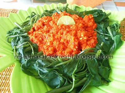 Cara Membuat Plecing Kangkung dan Resep Sambal Enak